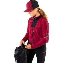 Blouson Pour Femme Dynafit Traverse DST Beet Red -Équipement outdoor boutique blouson pour femme dynafit traverse dst beet red 173840 650x650 g2