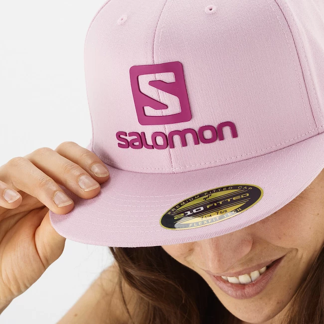 Casquette Salomon Logo Cap Flexfit® Lilac Sachet SS22 4 Casquette Salomon Logo Cap Flexfit® Lilac Sachet SS22 – Image 2