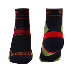 Chaussettes Pour Homme Bridgedale Trail Run Ultralight T2 Coolmax Sport ¾ Crew Navy -Équipement outdoor boutique chaussettes pour homme bridgedale trail run ultralight t2 coolmax sport 3 4 crew navy 176614 650x650 g1