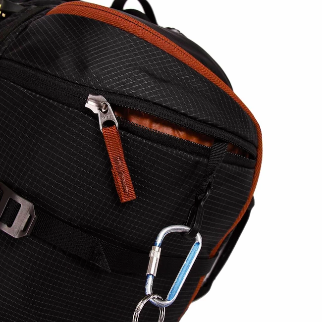 Sac à Dos Blue Ice Squirrel Pack 22L Black SS22 7 Sac à Dos Blue Ice Squirrel Pack 22L Black SS22 – Image 5